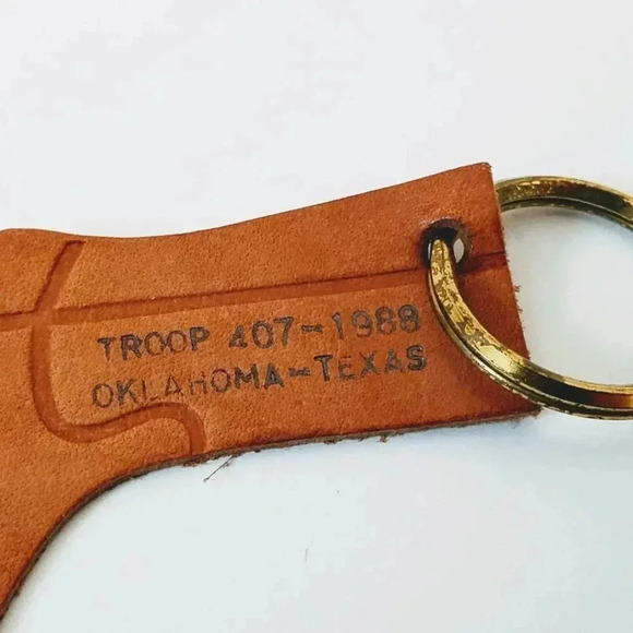 Boy Scouts Lot of 5 Leather Slides & Keychain - Picture 3 of 4